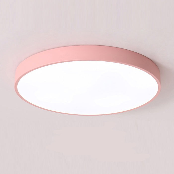 LED-Deckenleuchte zur flächenbündigen Montage für Flure