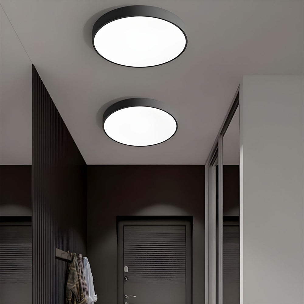 LED-Deckenleuchte zur flächenbündigen Montage für Flure