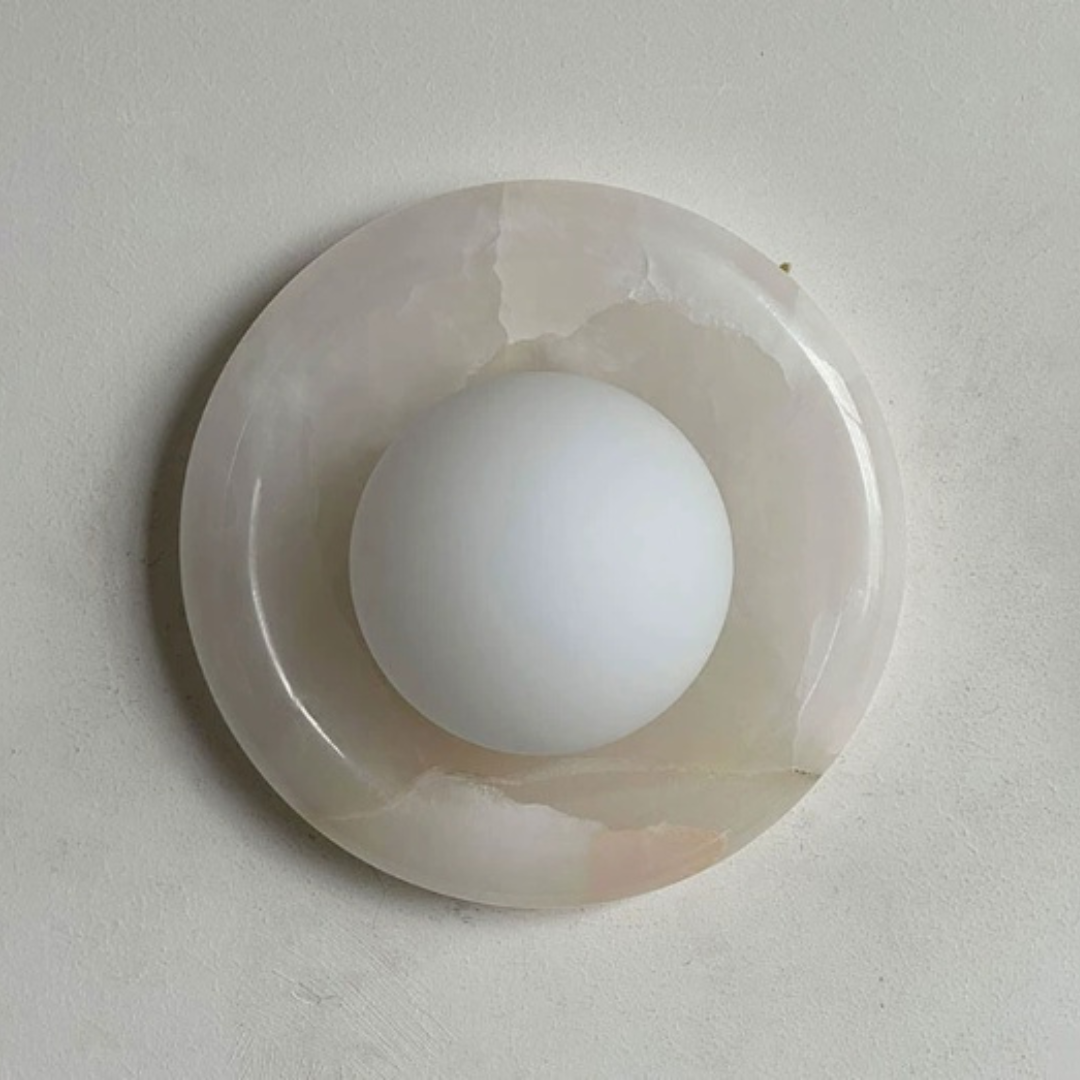 Wandlampe aus rotem Marmor