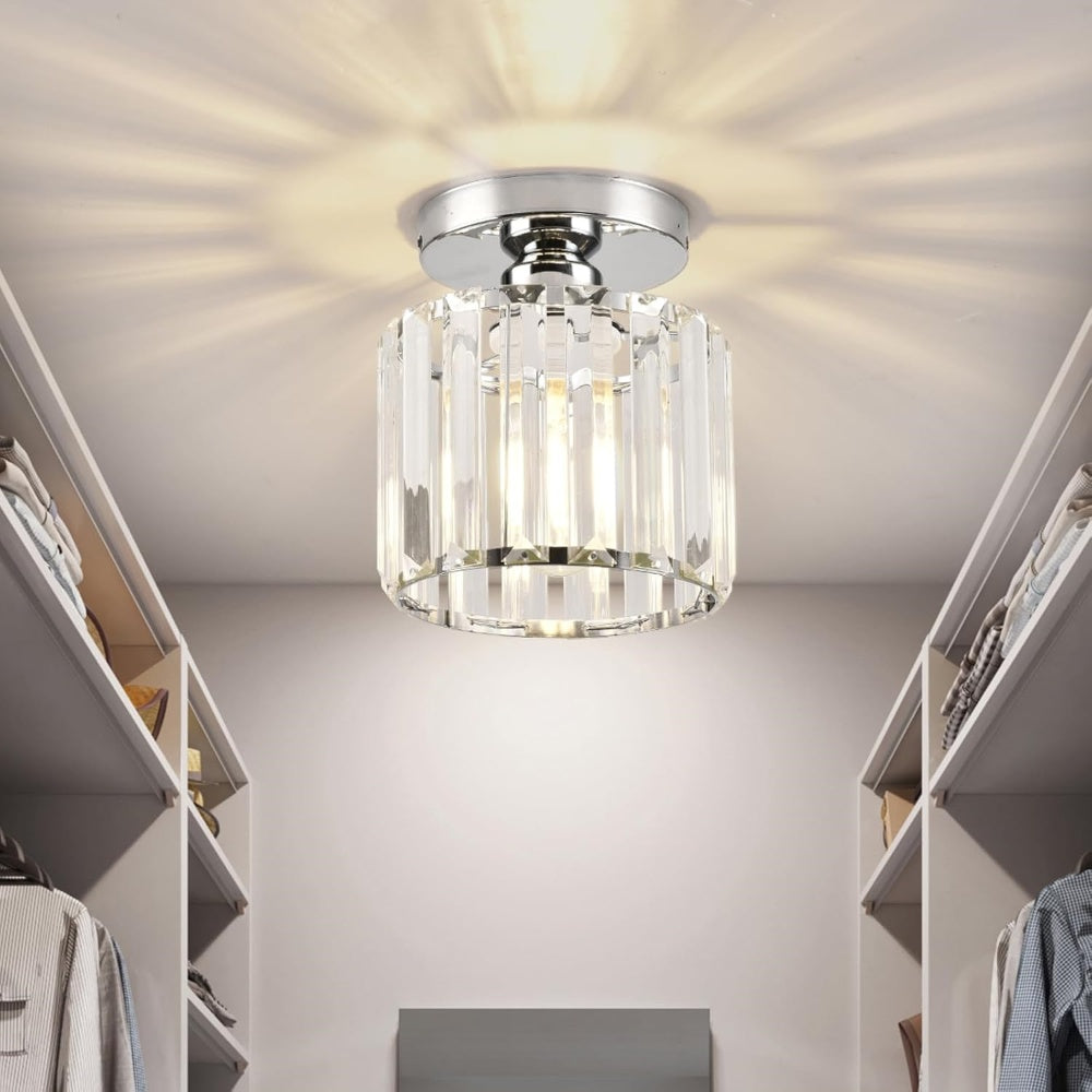 Deckenleuchte mit Messingkorpus und Kristallschirm | LED