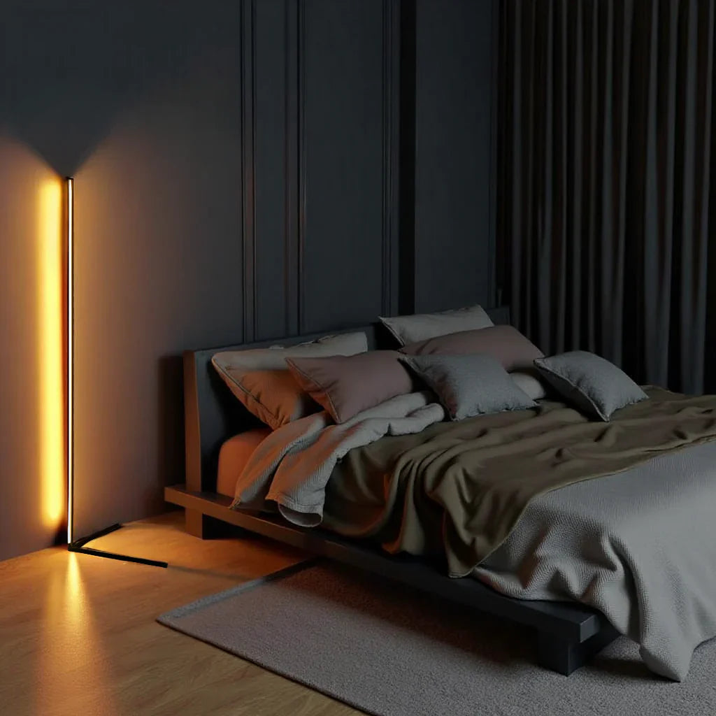 Schlanke Vertikale Stehlampe