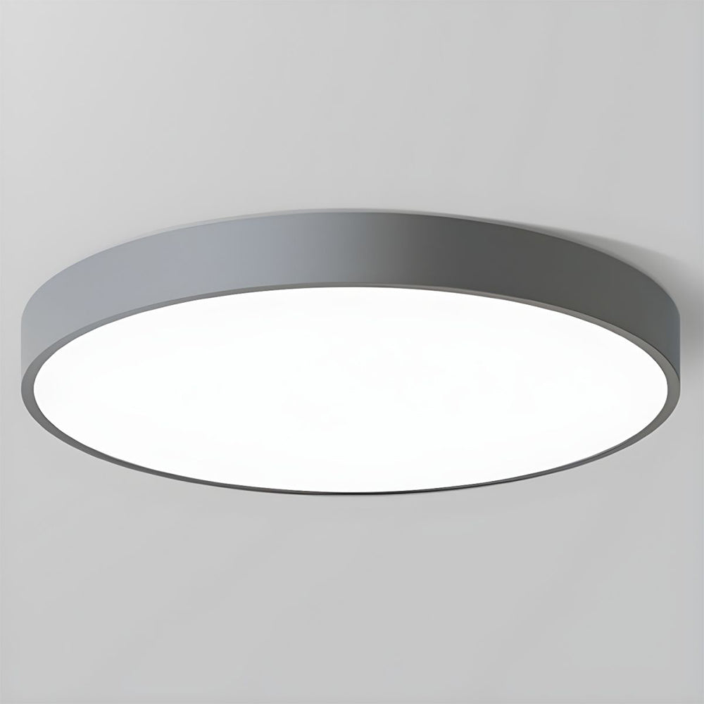 LED-Deckenleuchte zur flächenbündigen Montage für Flure