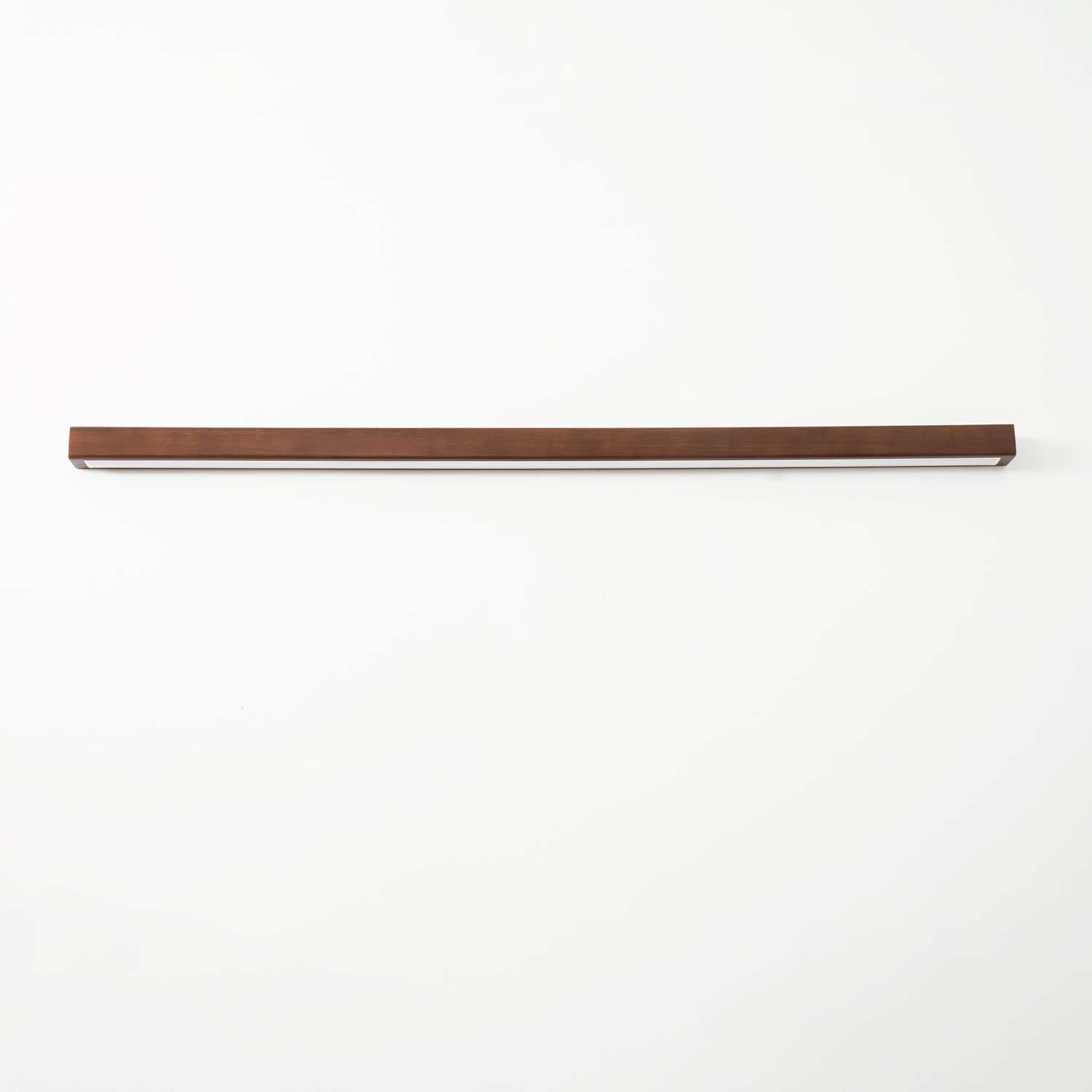 Wandleuchte LED mit linearem Design