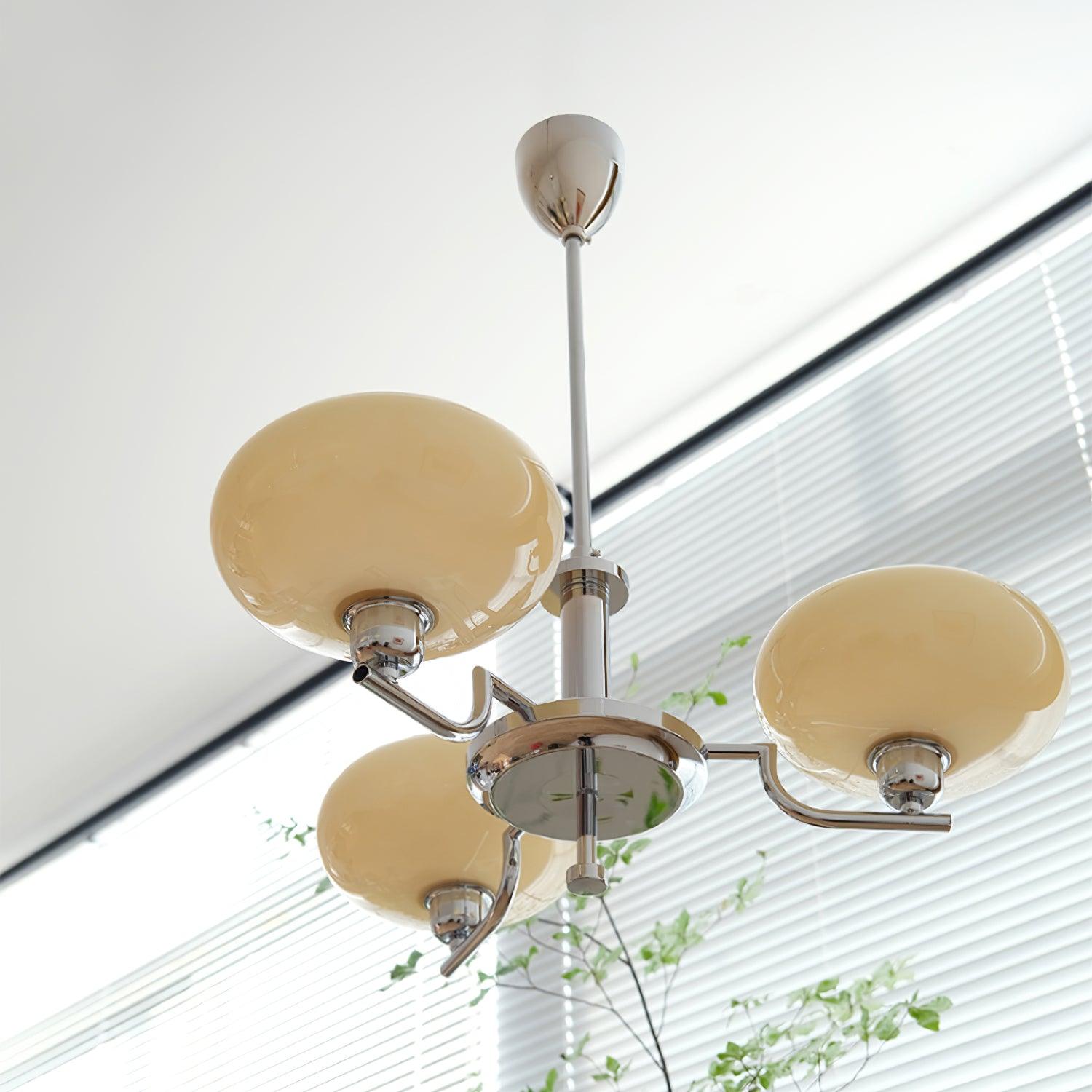 Frosted Glass Globes Kronleuchter