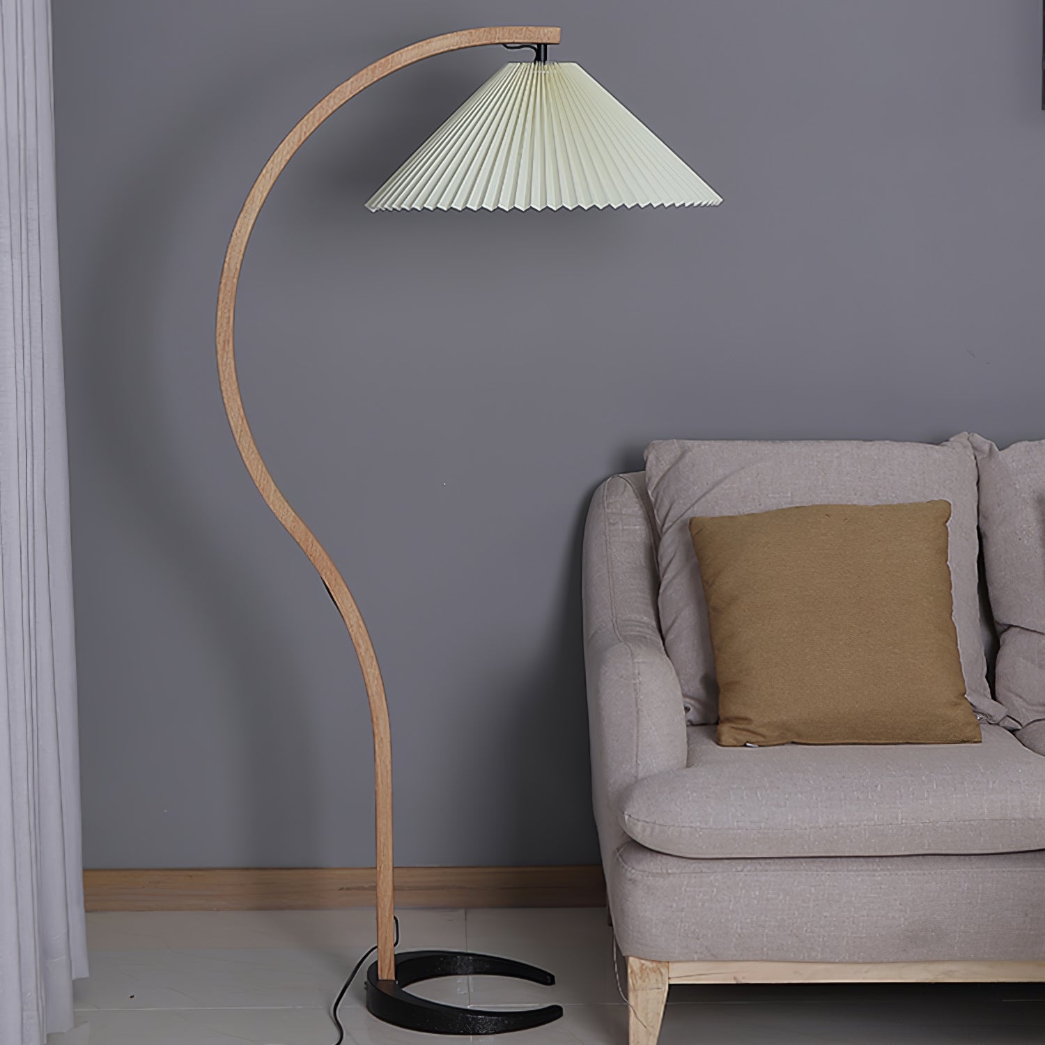 Caprani Stehlampe | Elegant