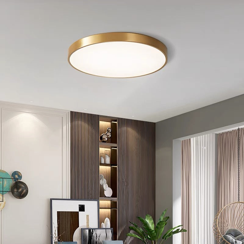 LED-Deckenleuchte zur flächenbündigen Montage für Flure
