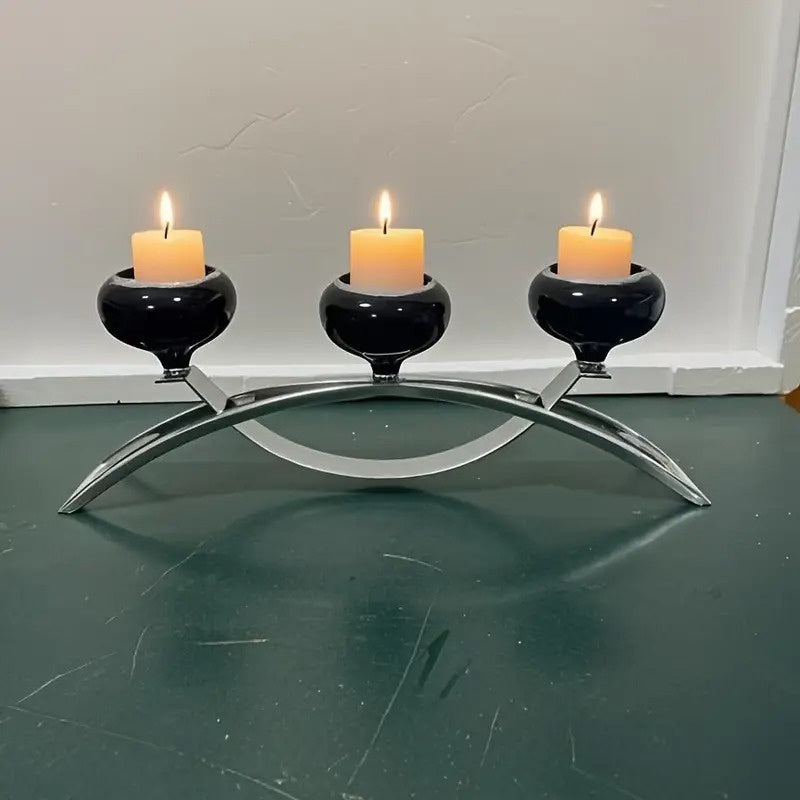 Kerzenhalter mit Gebogener Basis