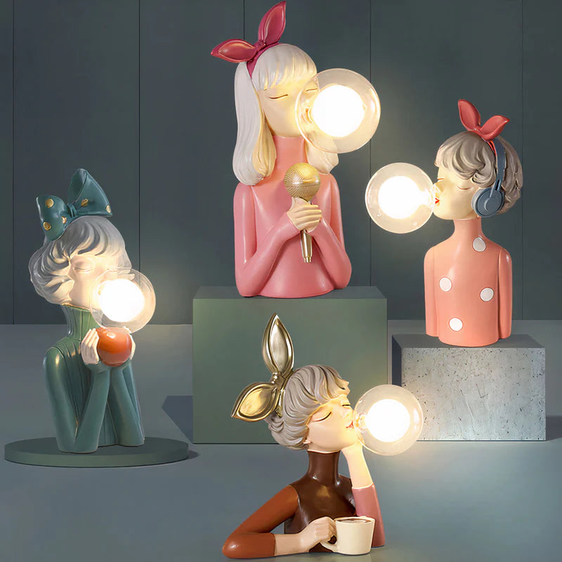 Tischlampe in Damenfigur