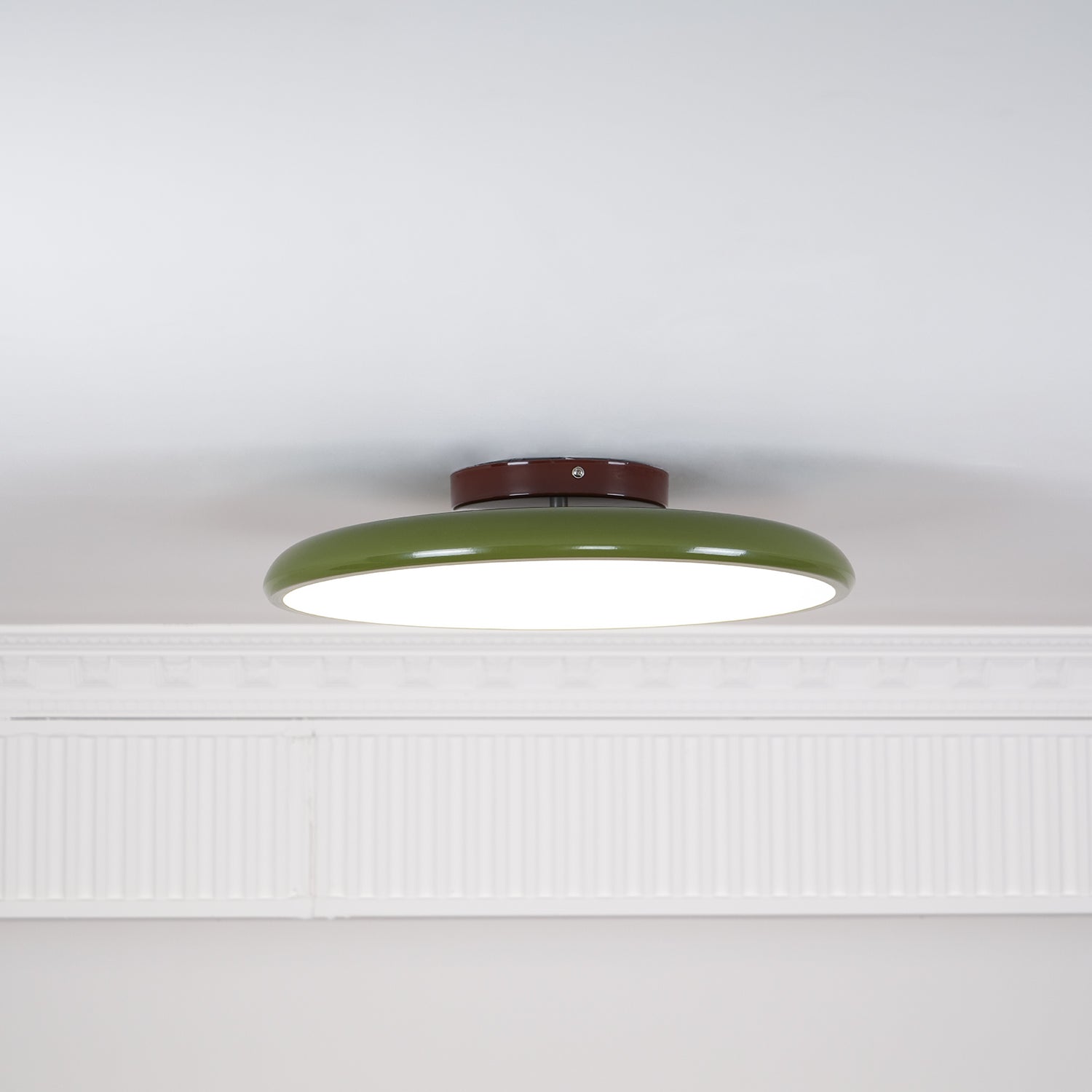 Deckenlampe mit verstellbarem Kopf