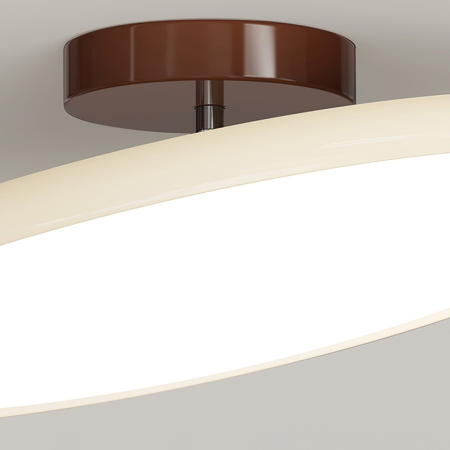 Deckenlampe mit verstellbarem Kopf