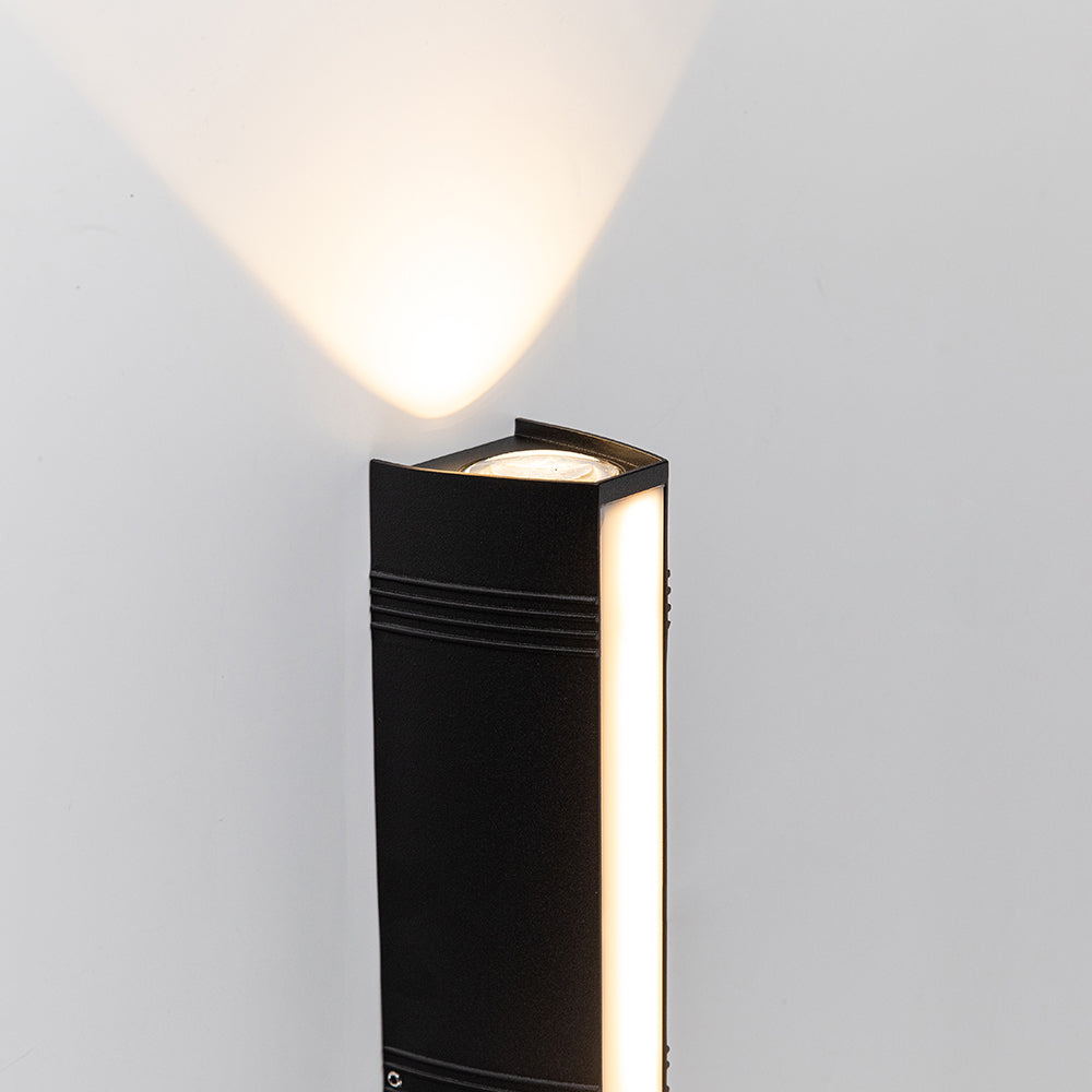 Vertikale doppelseitige Wandlampe für den Außenbereich