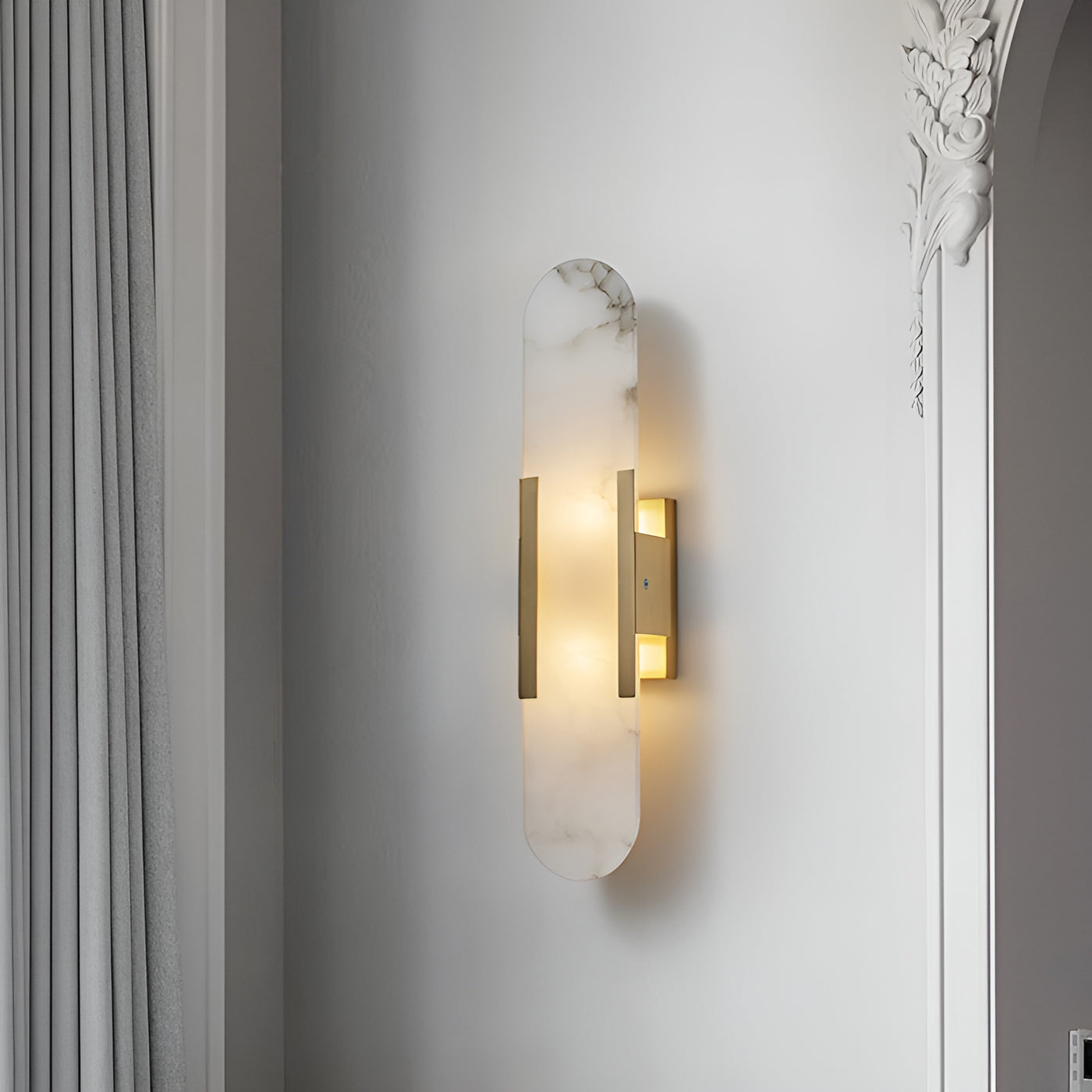 Wandleuchte mit Alabastermuster