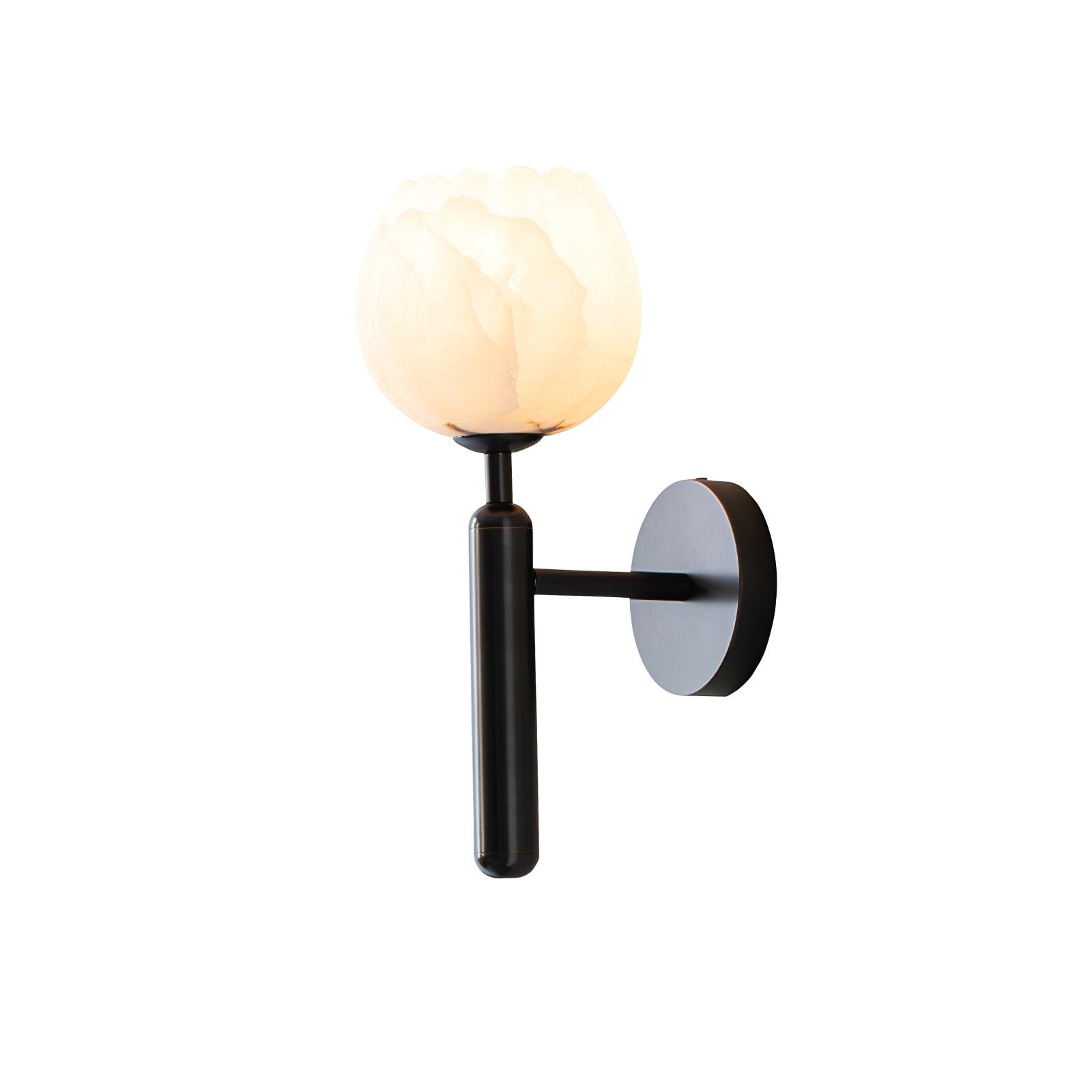 Dekorative Wandleuchte mit Blumenmuster