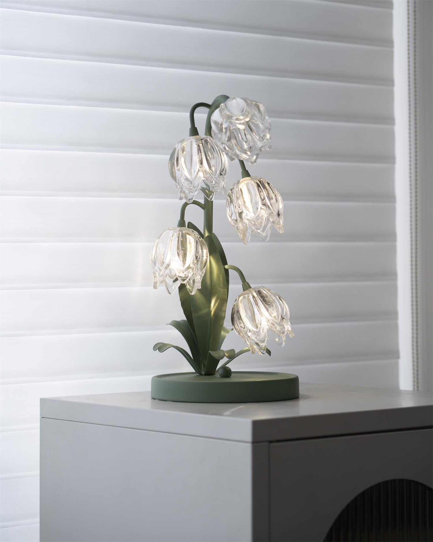 Blühende Blumen Tischlampe