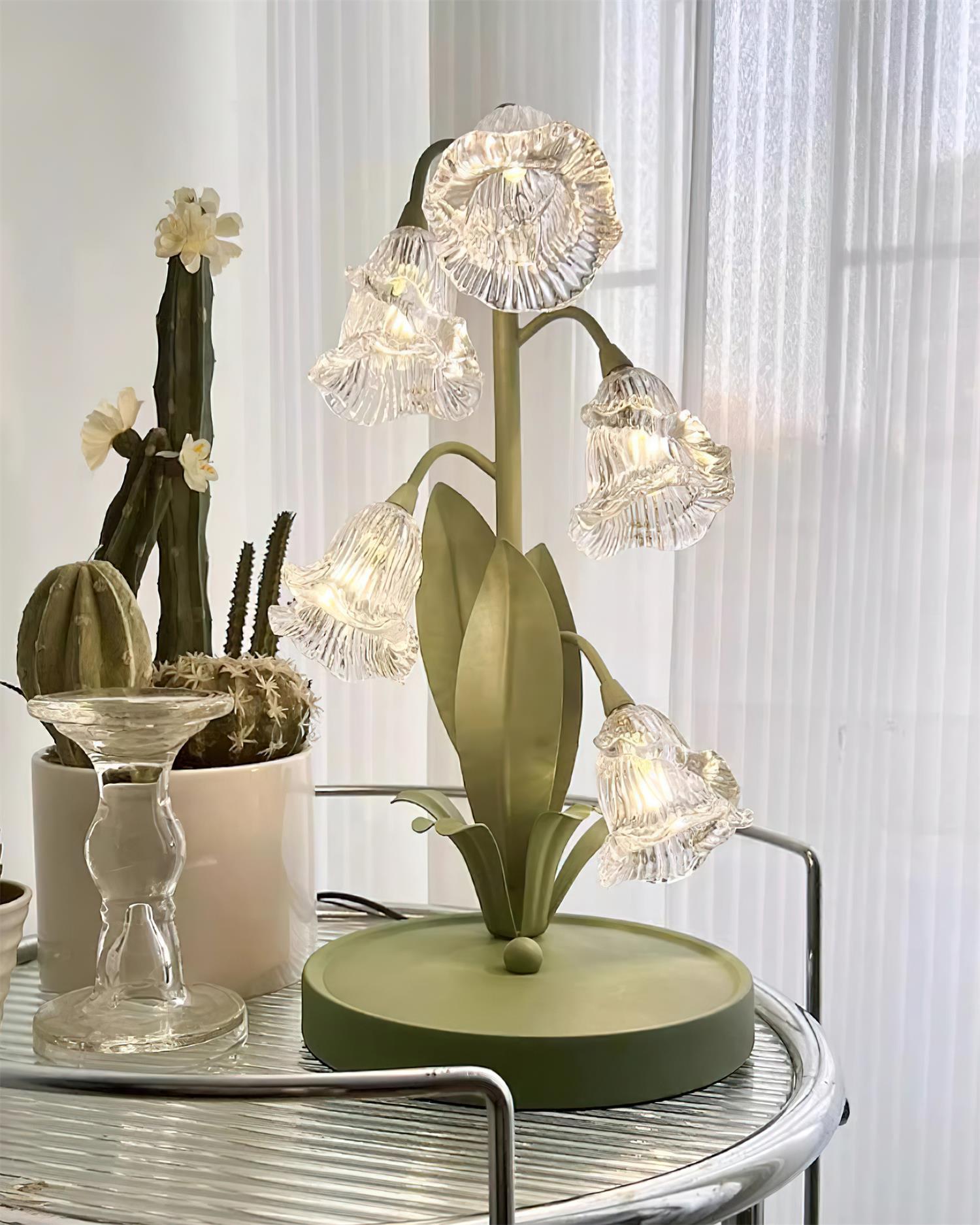 Blühende Blumen Tischlampe