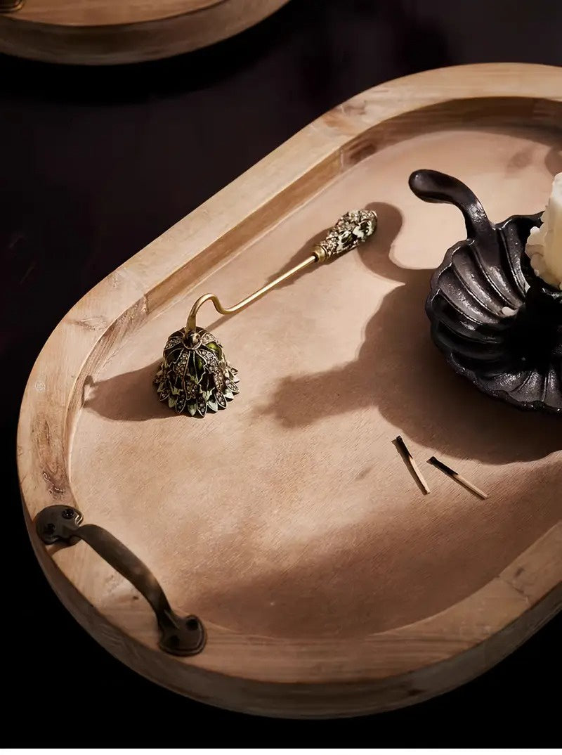 Ovales Tablett mit Griffen