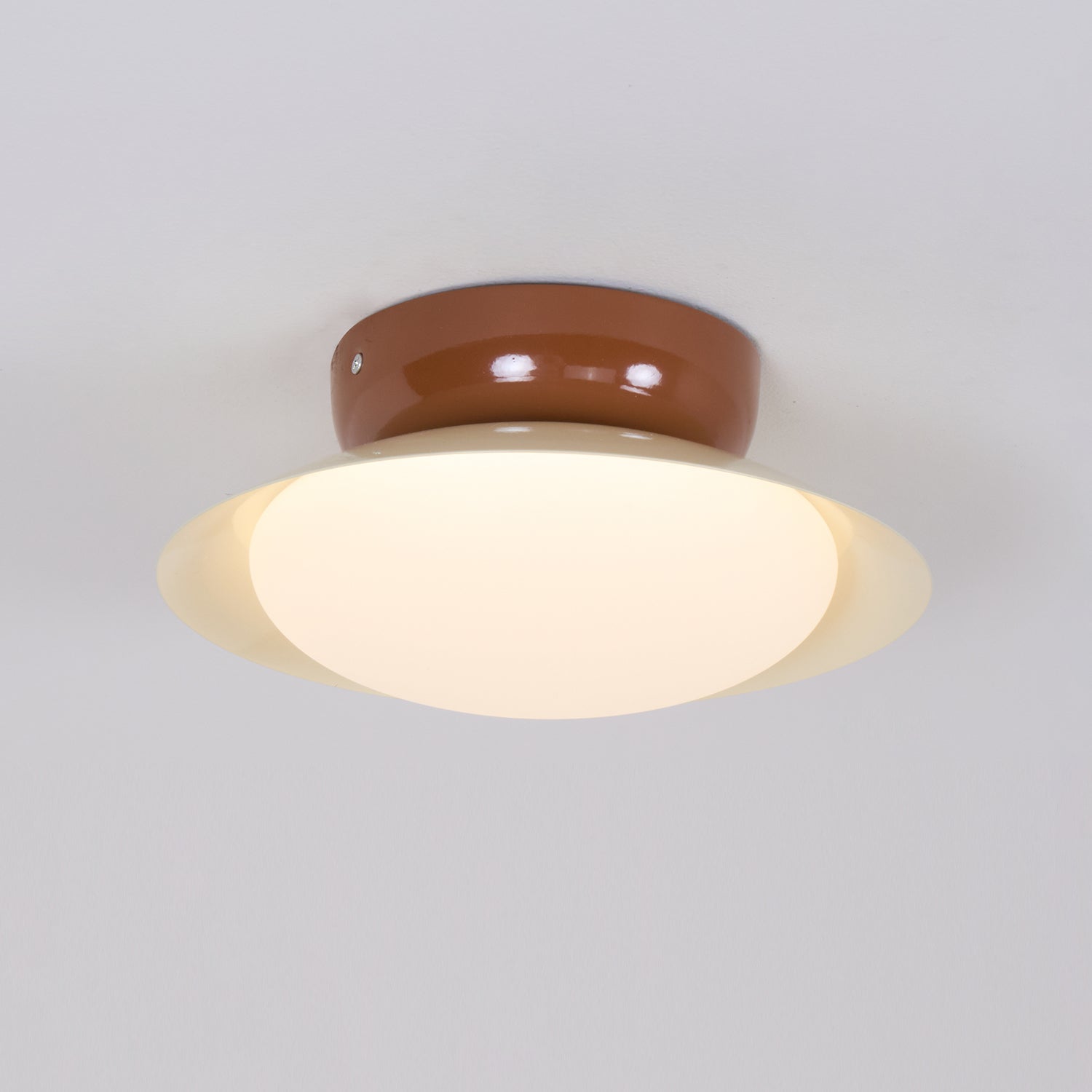 Kuppelförmige LED-Deckenleuchte
