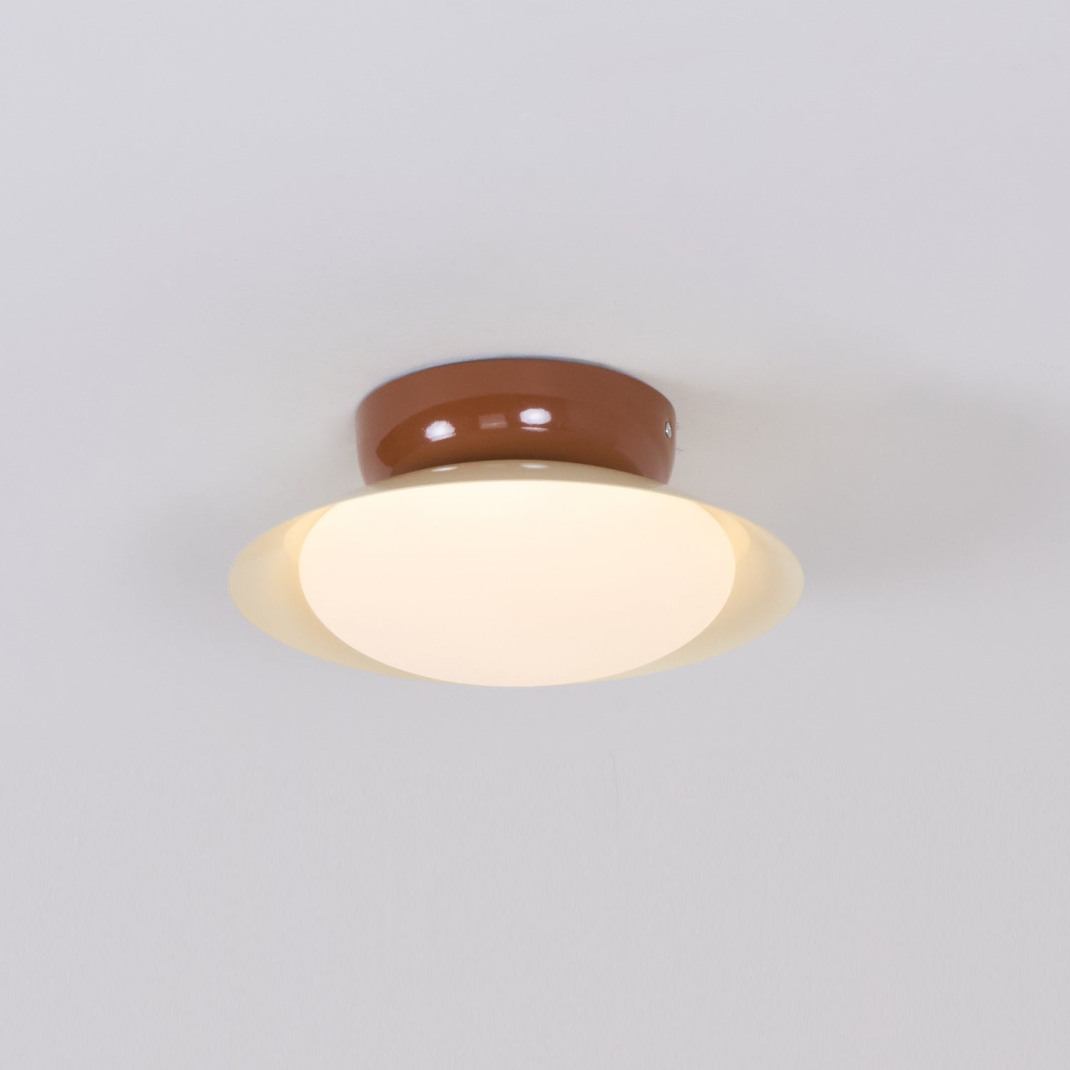 Kuppelförmige LED-Deckenleuchte