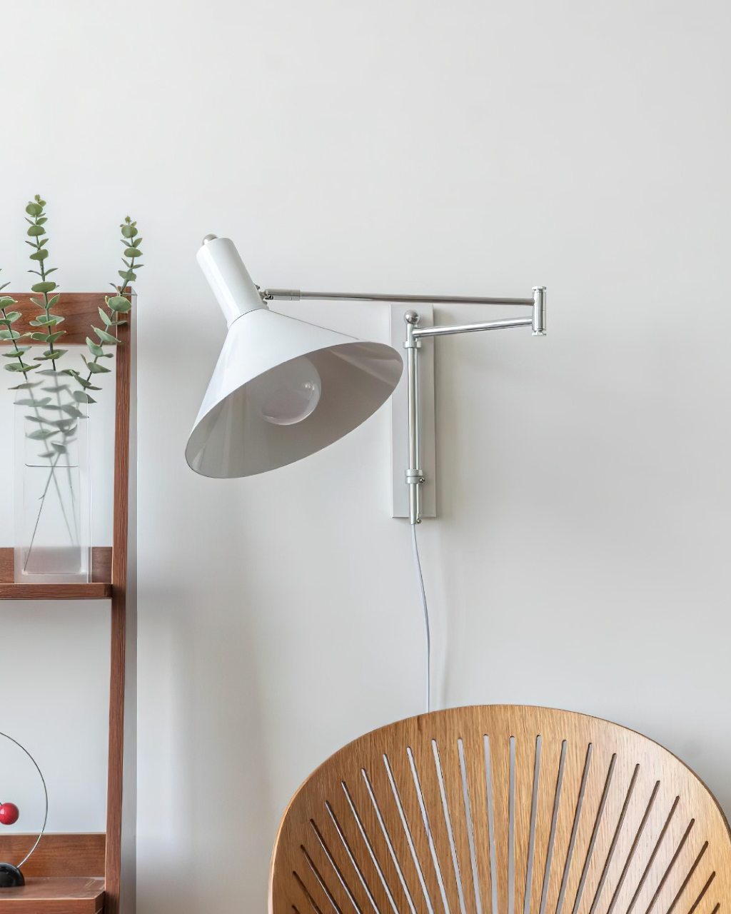 Verstellbare Schwenk-Wandlampe
