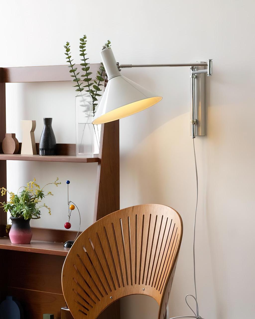 Verstellbare Schwenk-Wandlampe