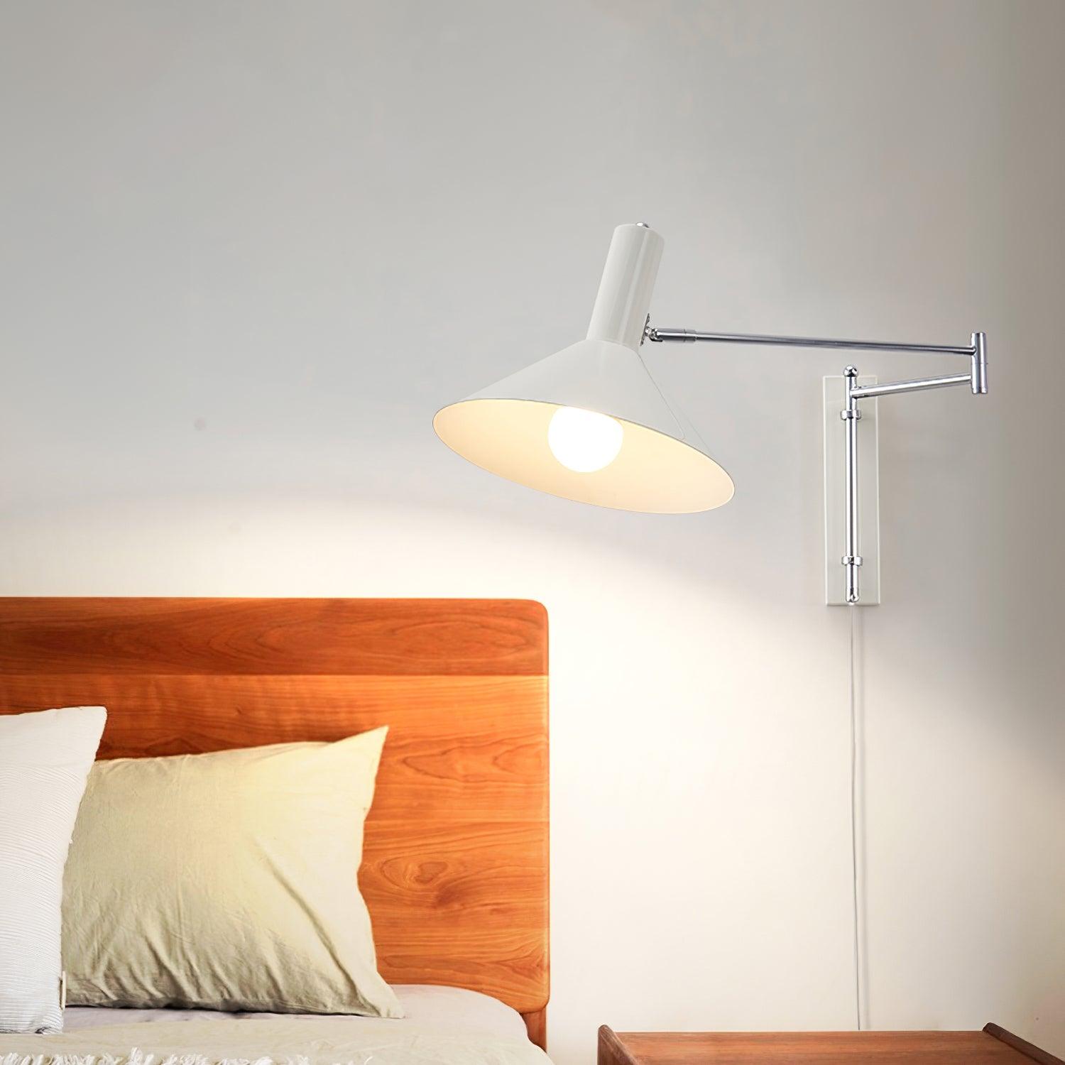 Verstellbare Schwenk-Wandlampe
