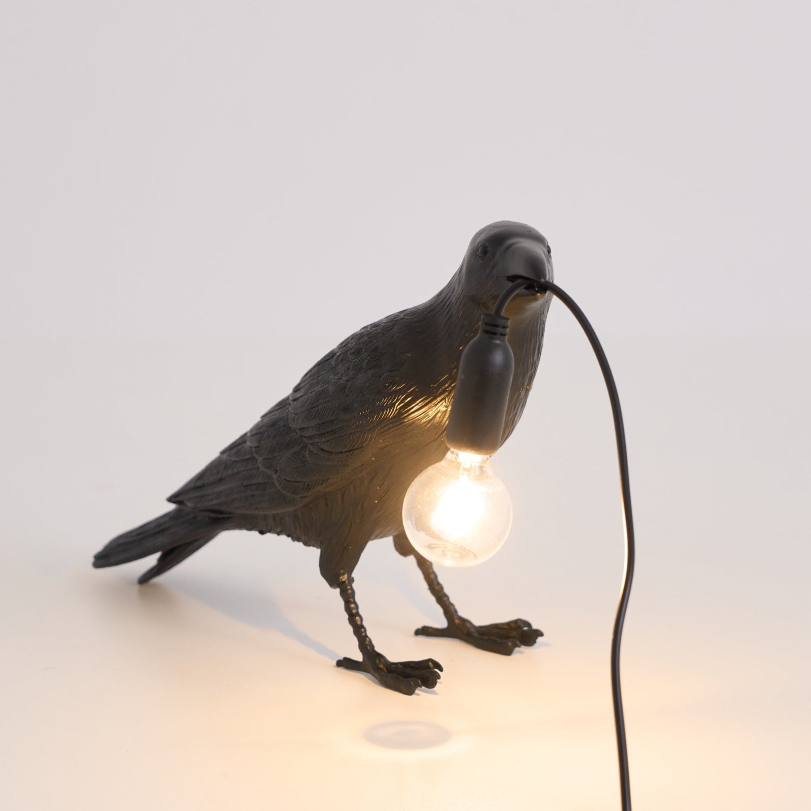 Mitternachtskrähe Lampe | Skulpturaler Akzent
