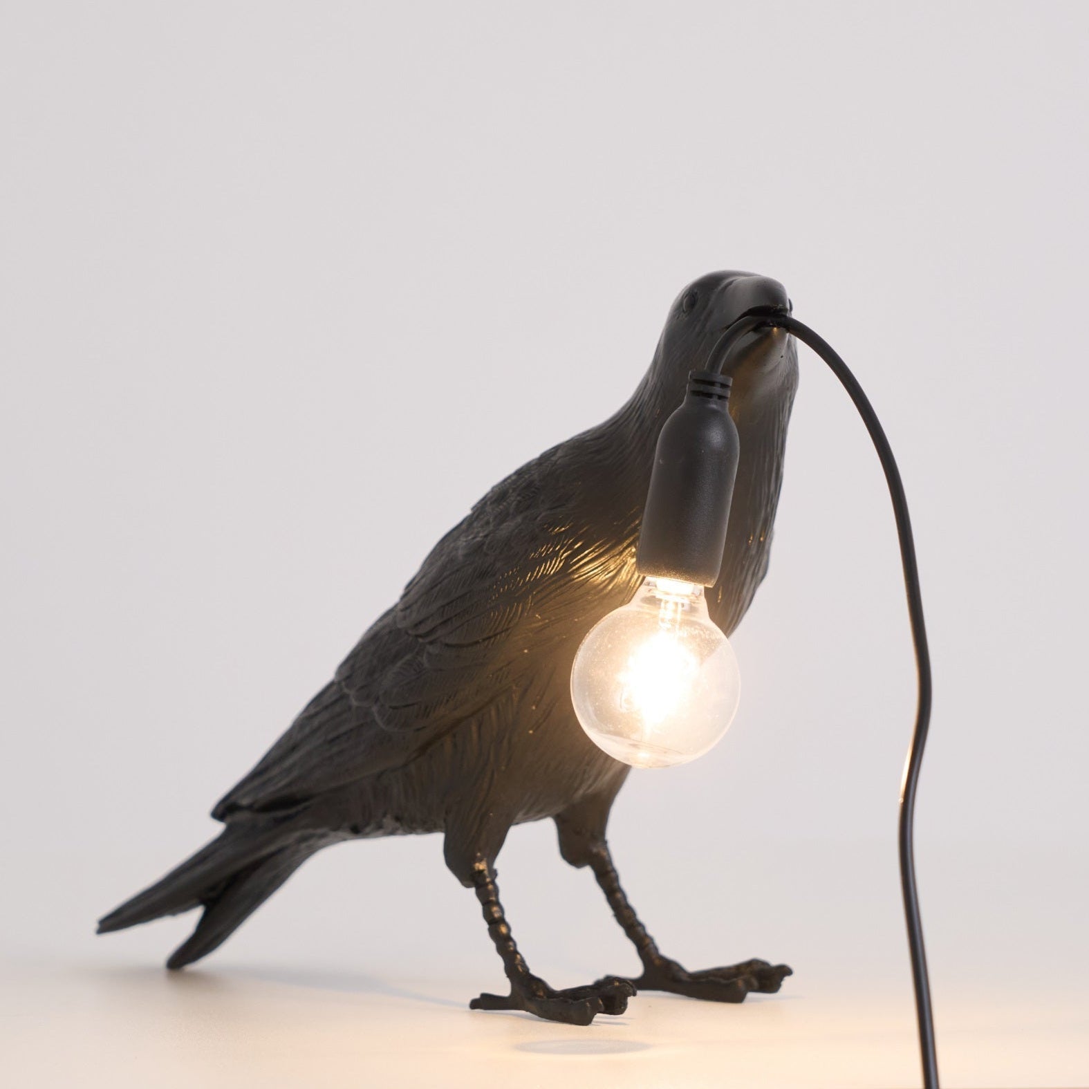 Mitternachtskrähe Lampe | Skulpturaler Akzent
