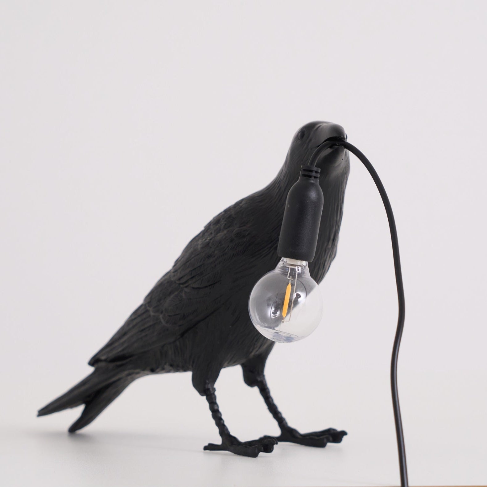 Mitternachtskrähe Lampe | Skulpturaler Akzent