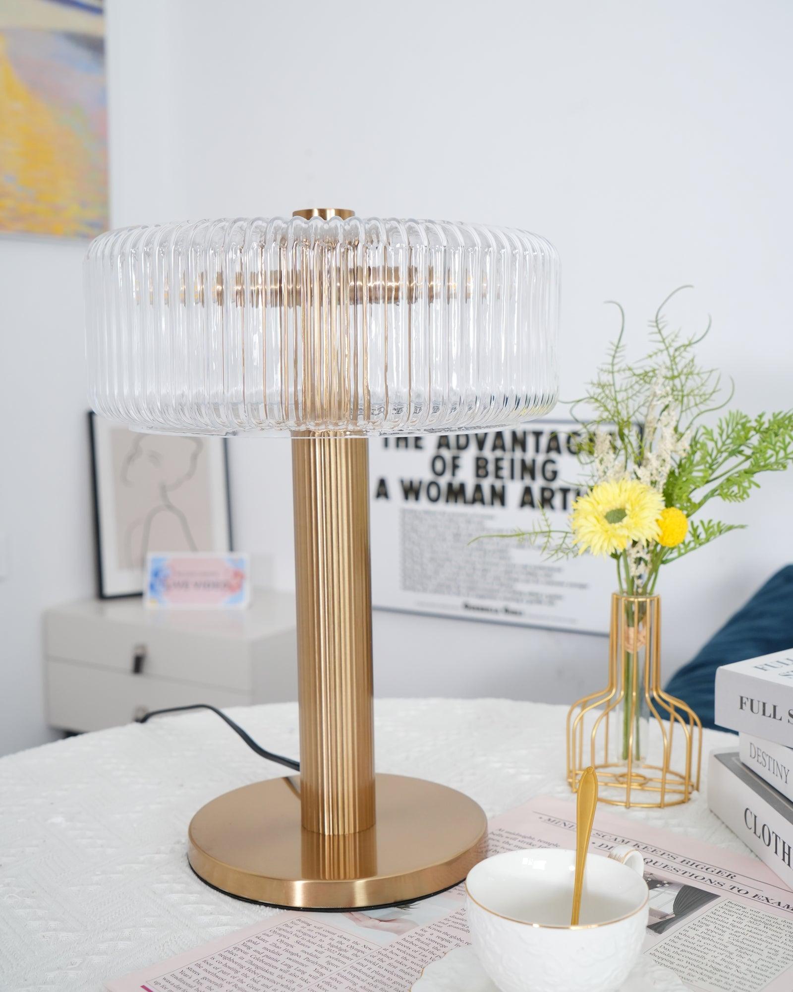 Rippenglas Karussell Tischlampe