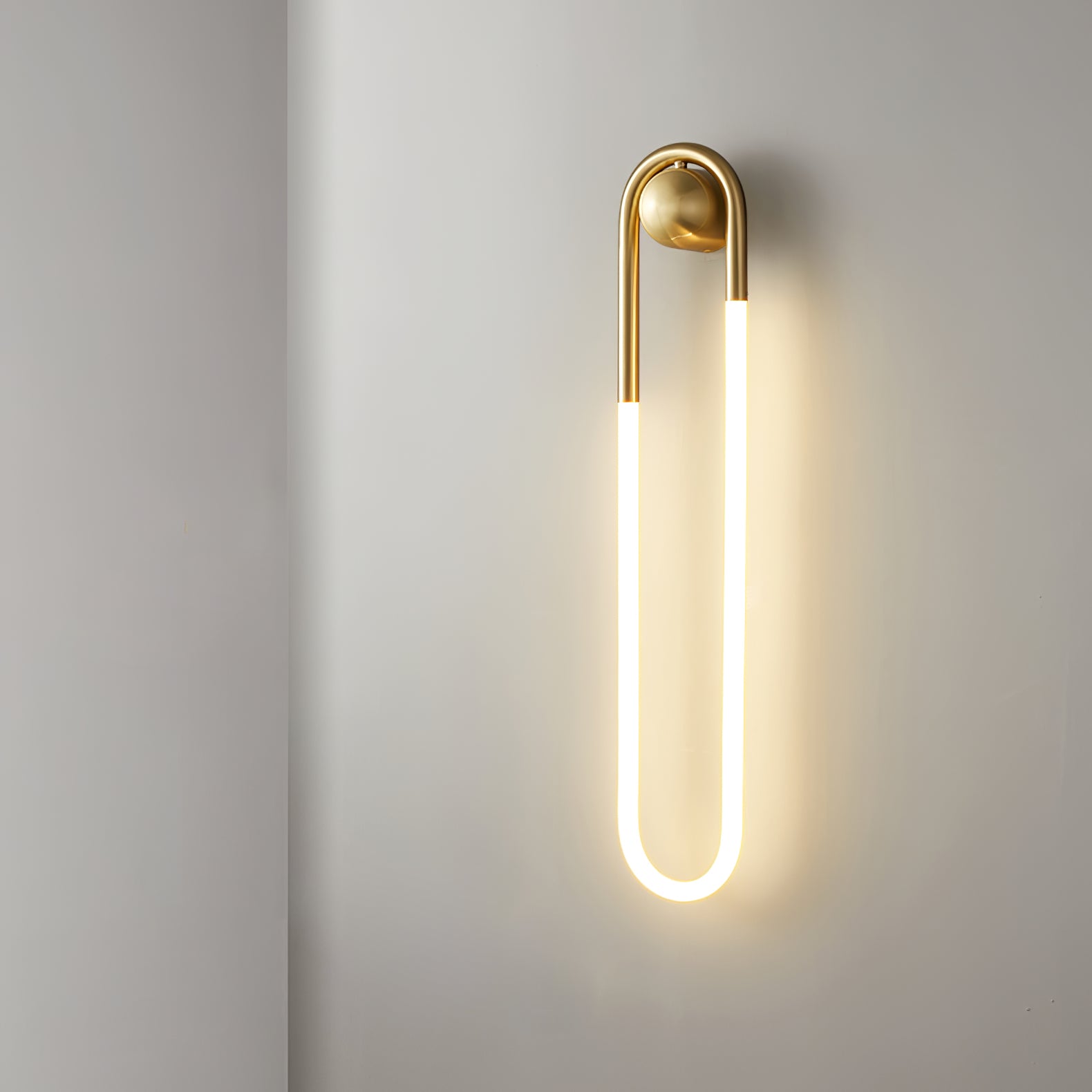 Vertikale LED-Wandleuchte