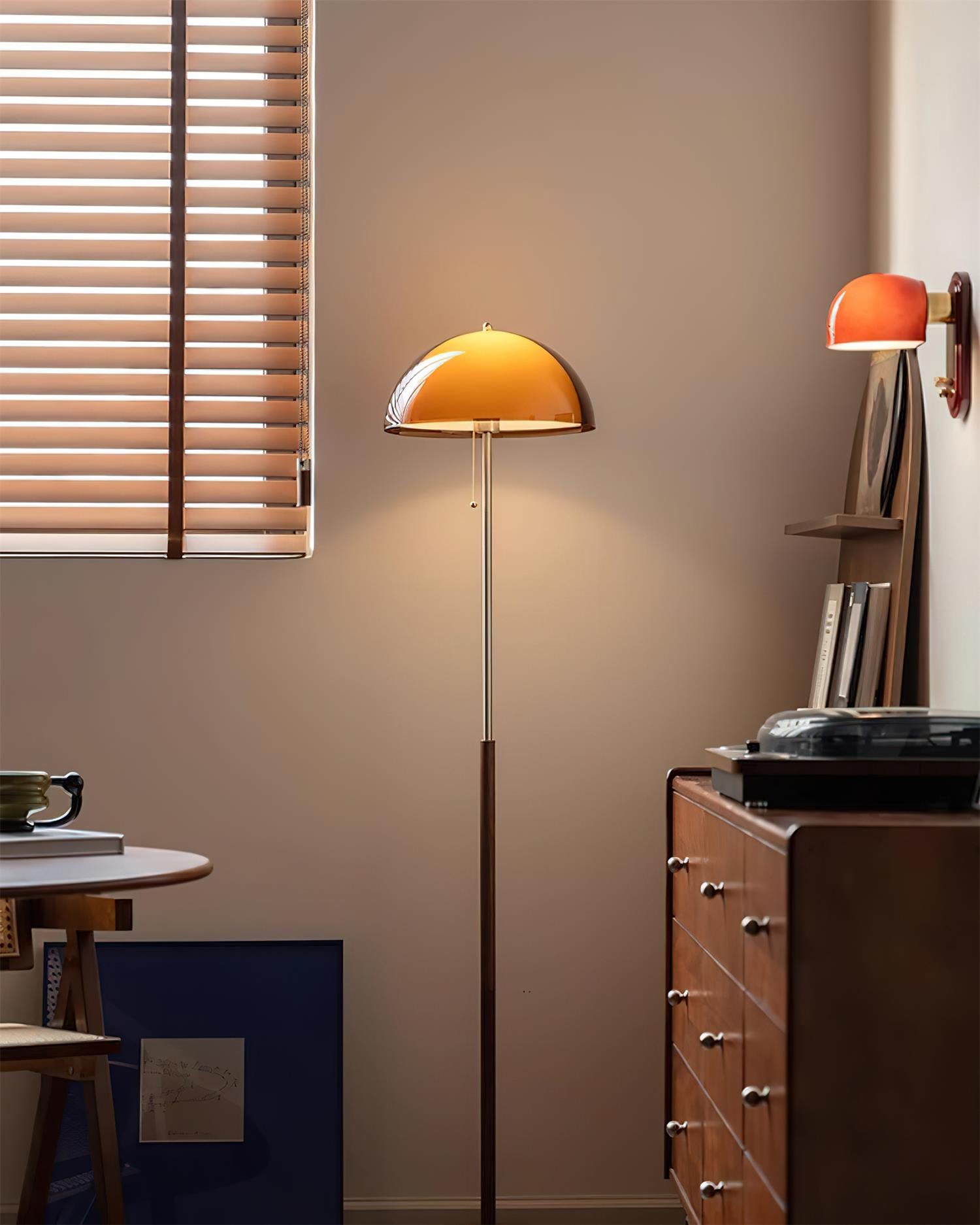 Glas-Schirm-Dom-Stehlampe