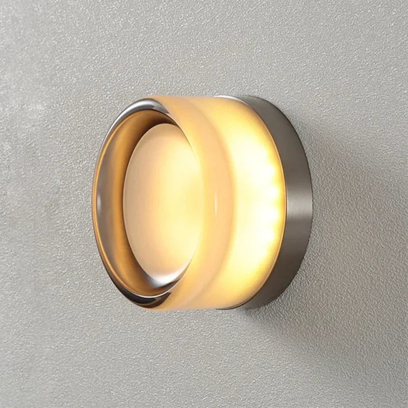 Wandmontierte Lampe für Innenräume