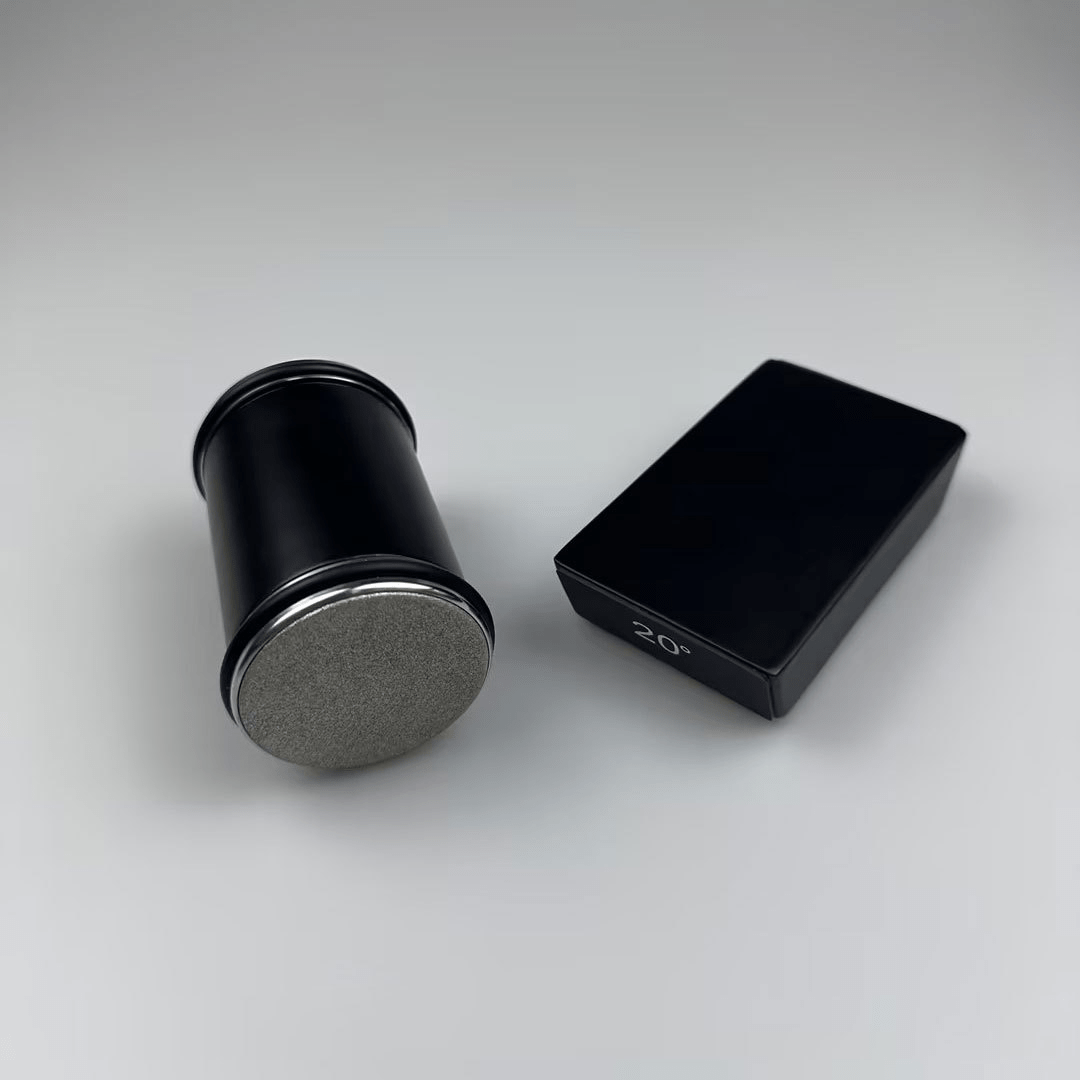 Rollschneider mit Magnetwinkel