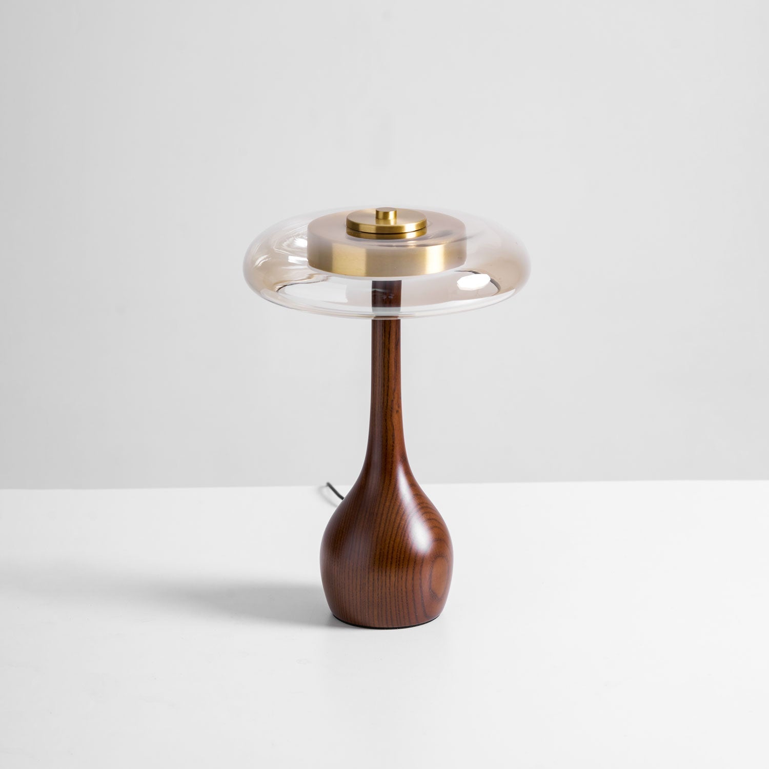 Tropfenförmige Tischlampe mit Glasdome