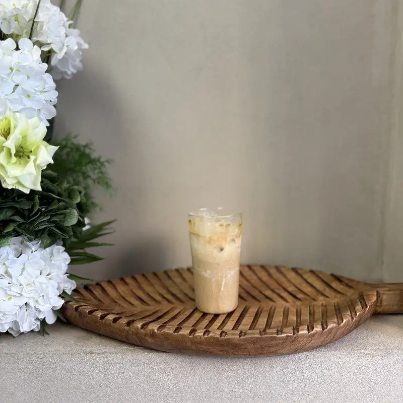 Tablett in Blattform