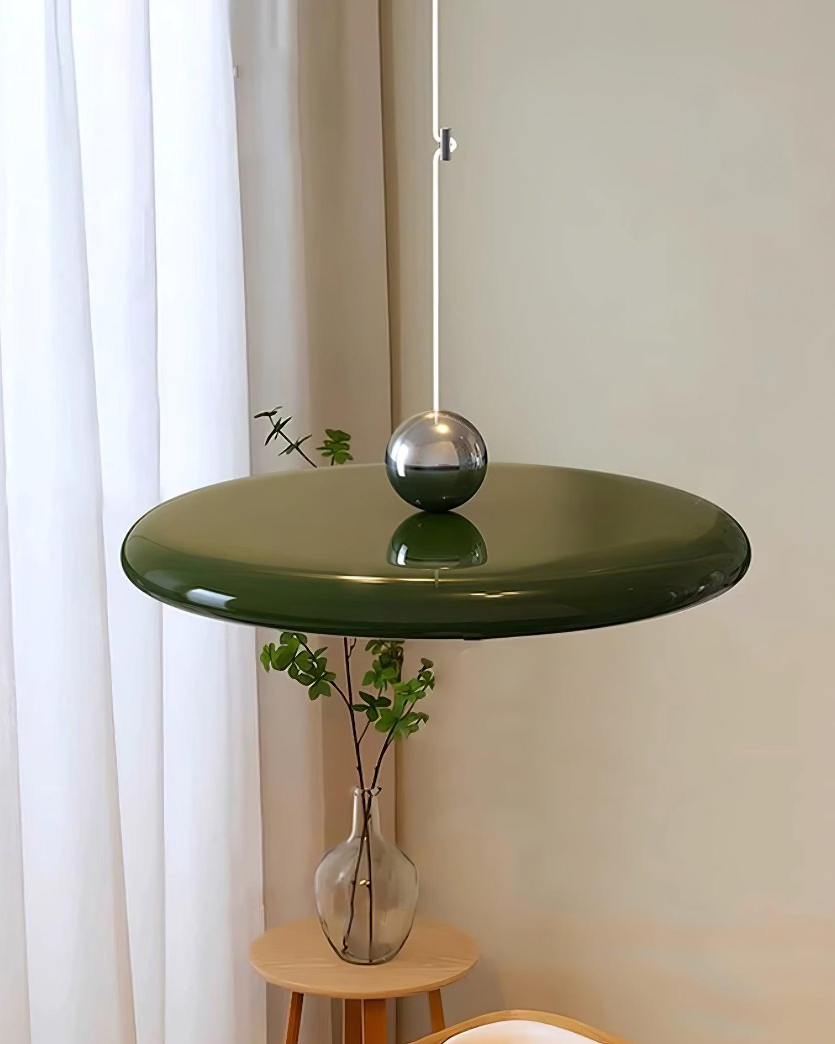 LED-Pendelleuchte zur flächenbündigen Montage