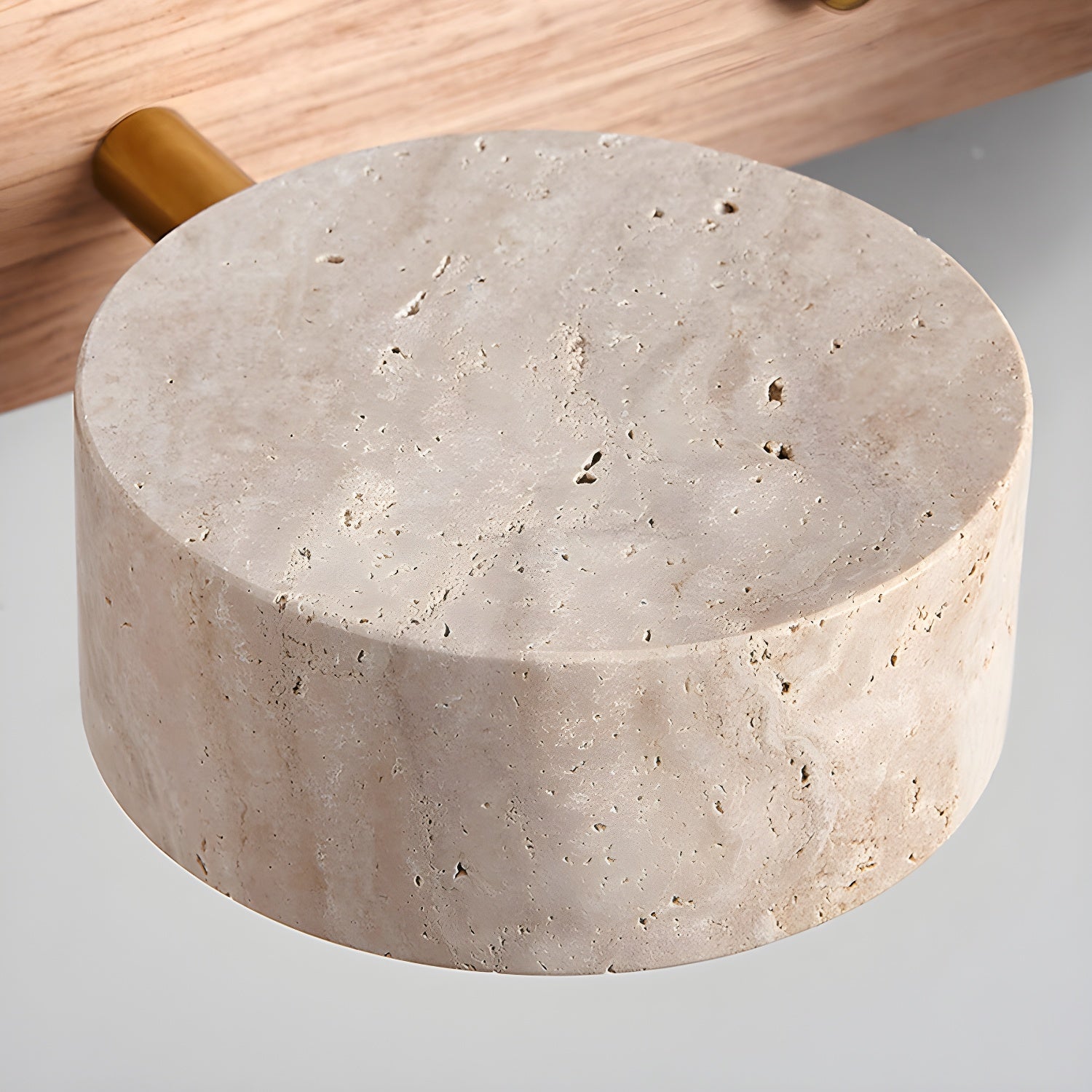 Wandleuchte mit zwei Leuchtenköpfen