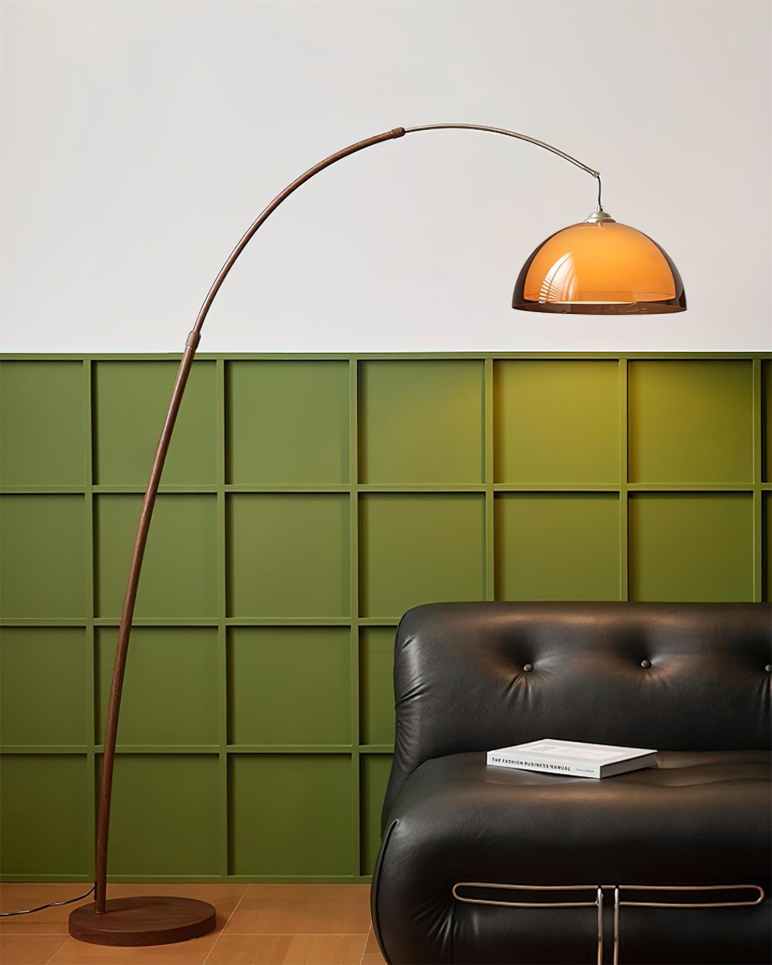 Bogen Stehlampe mit Kuppelschirm
