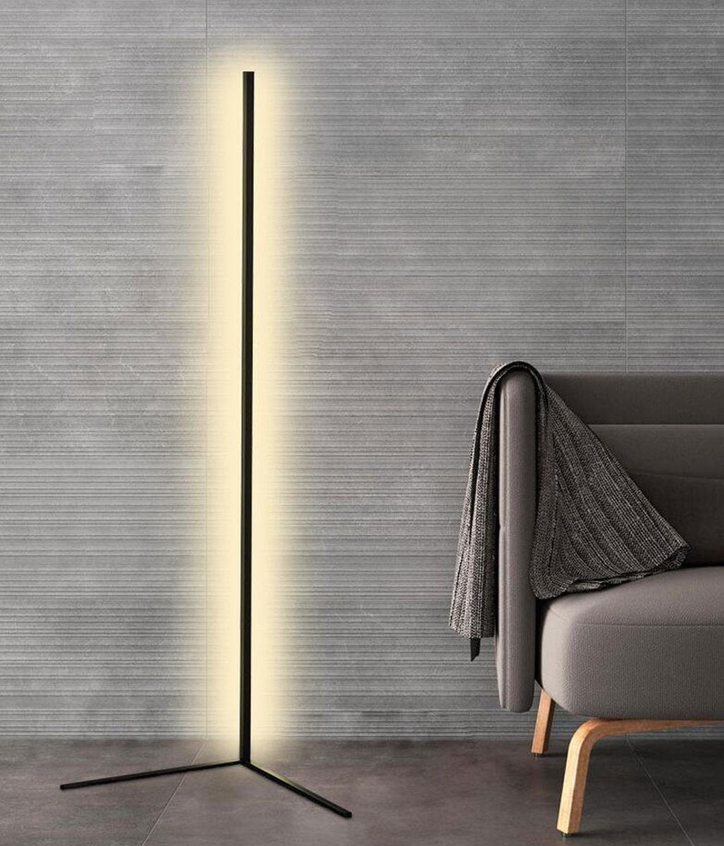 Schlanke Vertikale Stehlampe