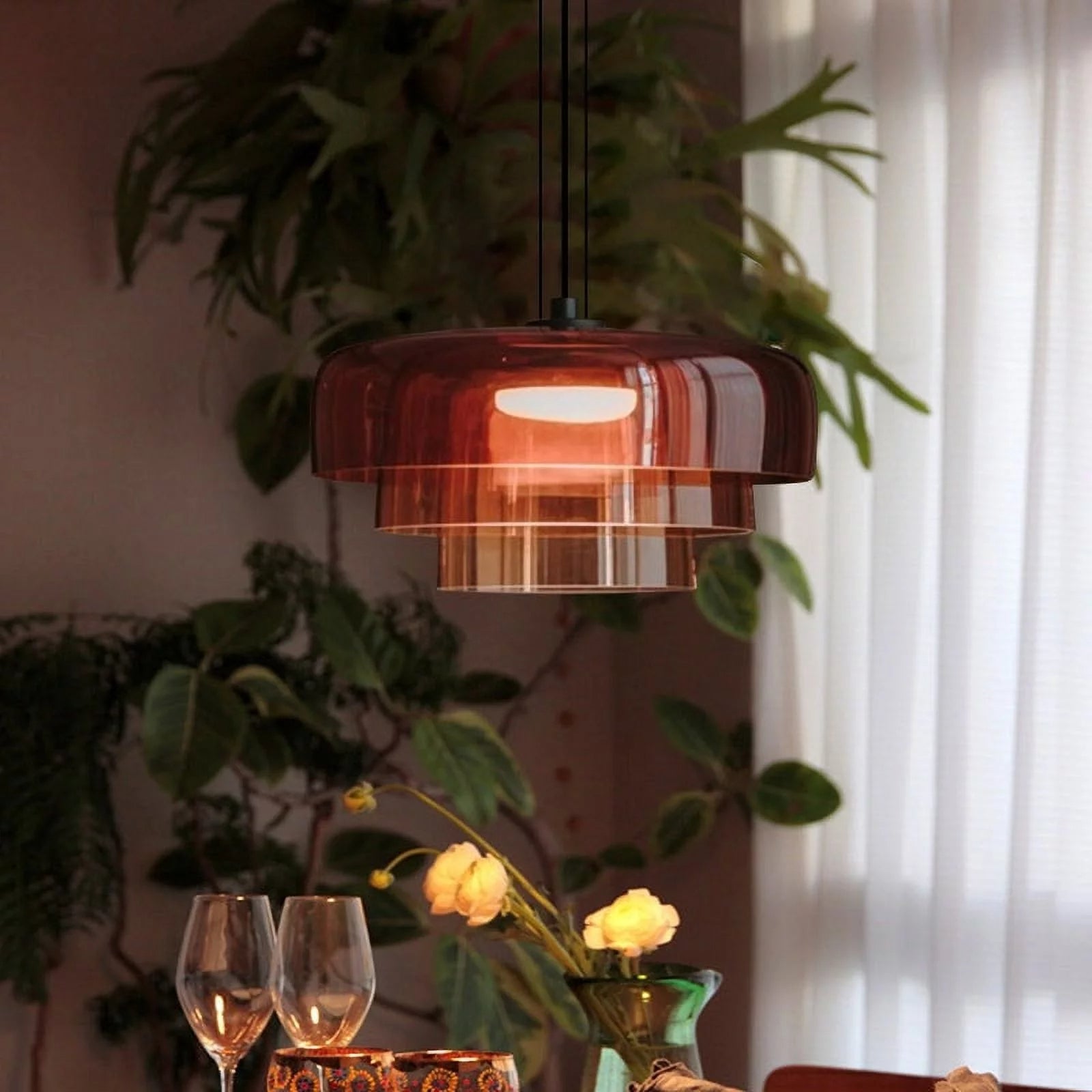 Levels Pendelleuchte mit Glasschirmen
