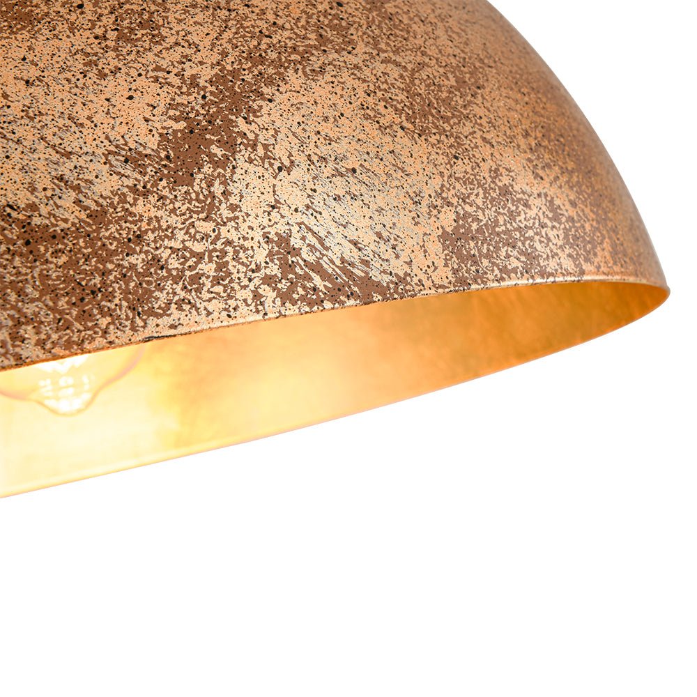 Pendelleuchte mit Metallkuppelschirm