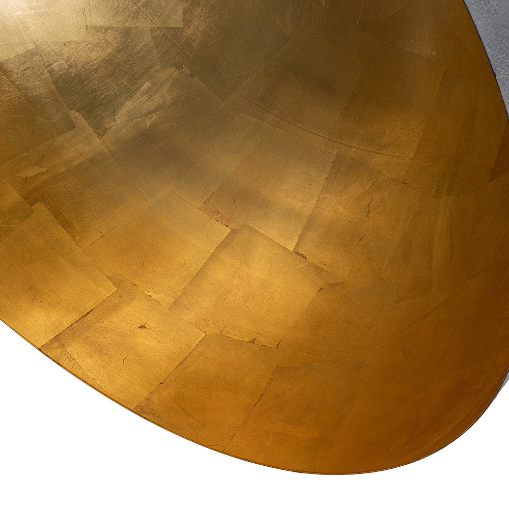 Pendelleuchte mit Metallkuppelschirm