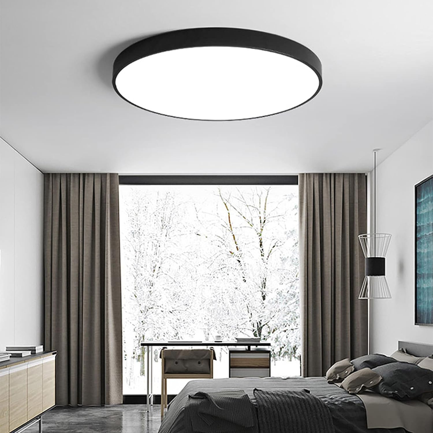 LED-Deckenleuchte zur flächenbündigen Montage für Flure