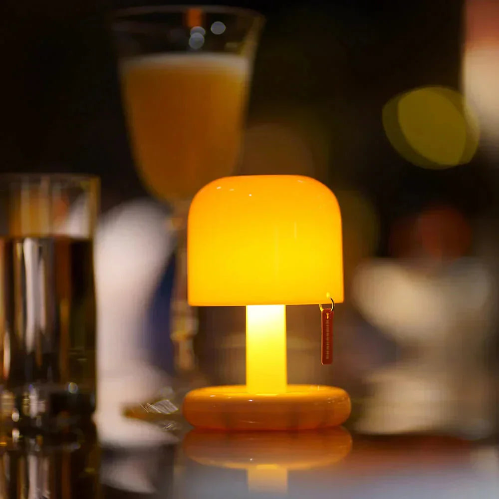 Pilzförmige kabellose Tischlampe