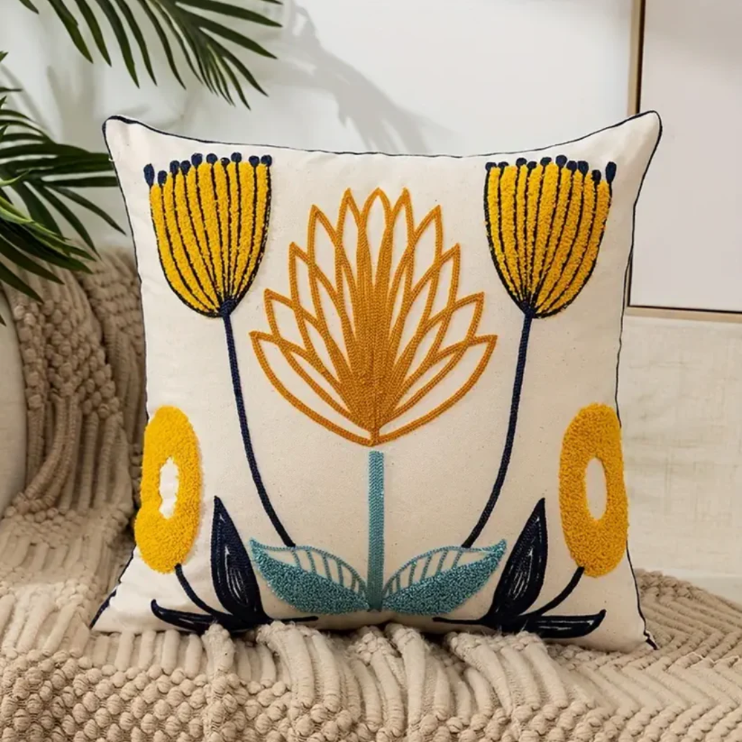 Dekokissen mit Blumenmuster