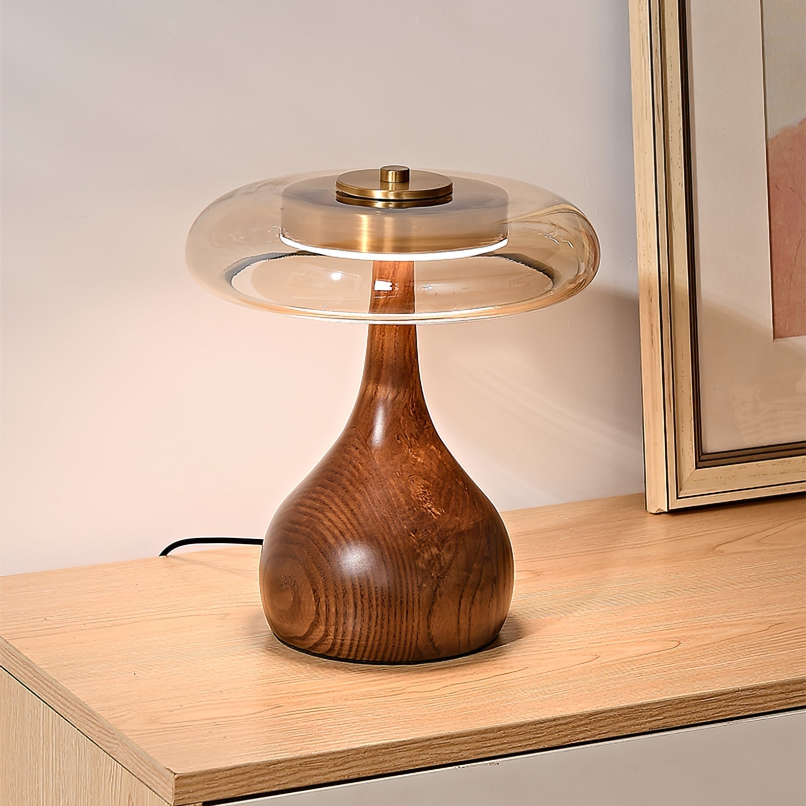 Tropfenförmige Tischlampe mit Glasdome