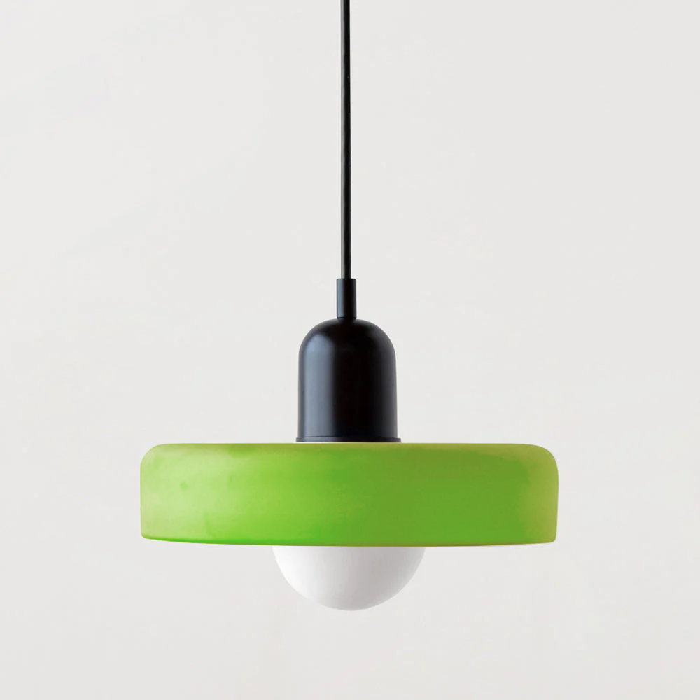 Pendelleuchte mit Glasschirm