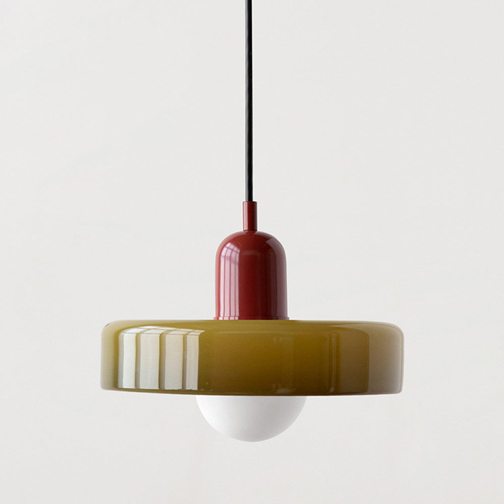 Pendelleuchte mit Glasschirm