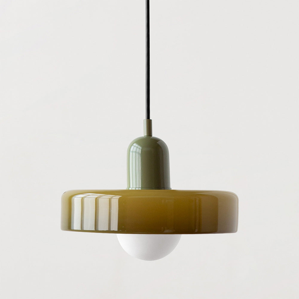 Pendelleuchte mit Glasschirm