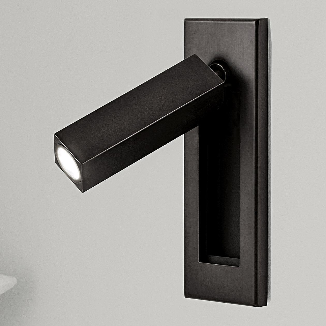 Wandmontierte Nachttischleuchte mit integrierter LED